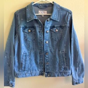 Time and tru brand size small blue color with bleached like print